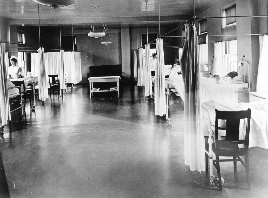 UC Hospital Men's Ward, circa 1920s
