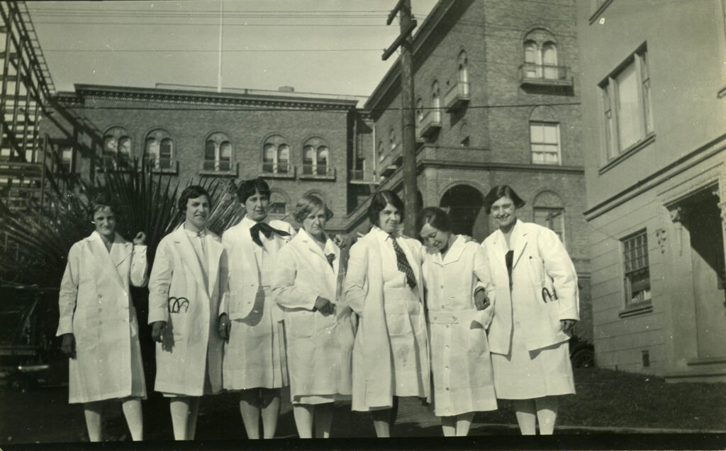Group of nursing students, MSS 2006-17