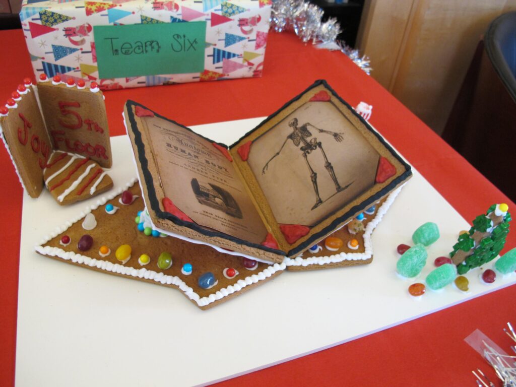 Gingerbread version of The Anatomy of Human Body: Illustrated in One Hundred & Fifty Eight Plates